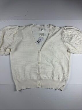 Time and Tru Cream Button-Front V-Neck Puff-Sleeve Sweater